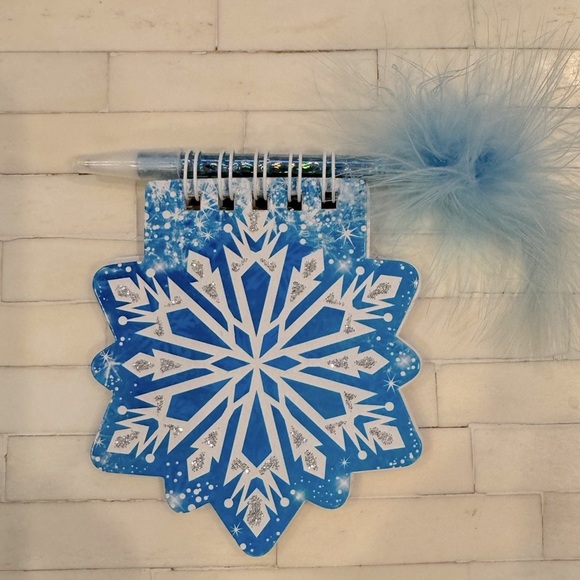 Frozen Elsa Snowflake Necklace, Earrings, Hair barrettes & Notepad w/pen - Picture 10 of 13